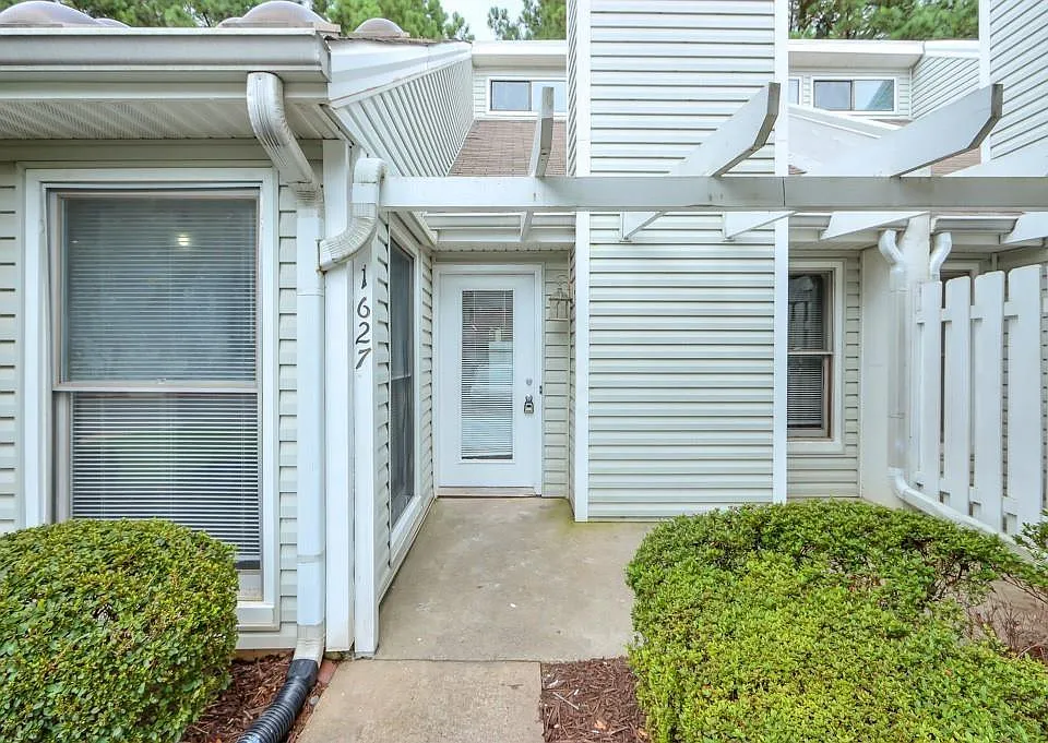 1627 Homestead Trl