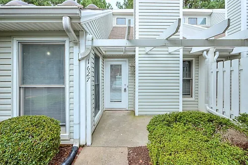 1627 Homestead Trl Photo 1