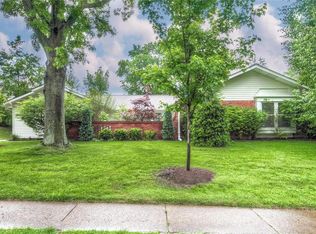 411 Brass Lamp Dr, Ballwin, MO