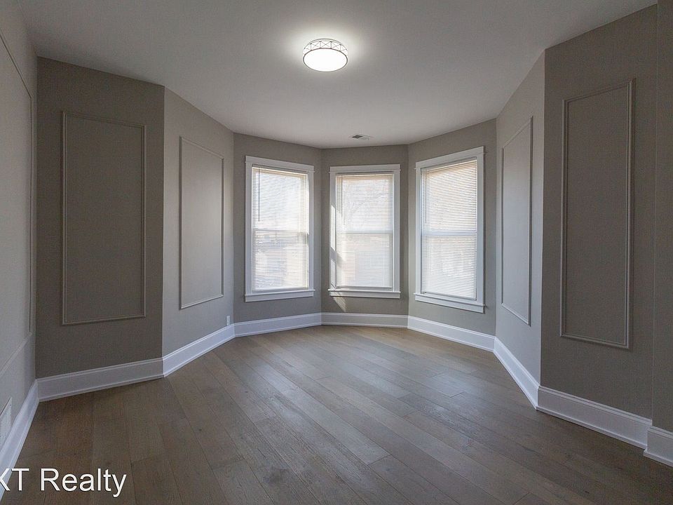 1st image of 3355 N Troy St #8862743