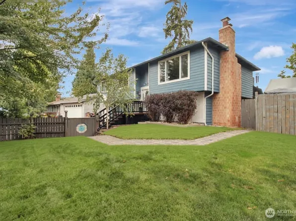 6706 22nd Drive NE, Marysville, WA 98271