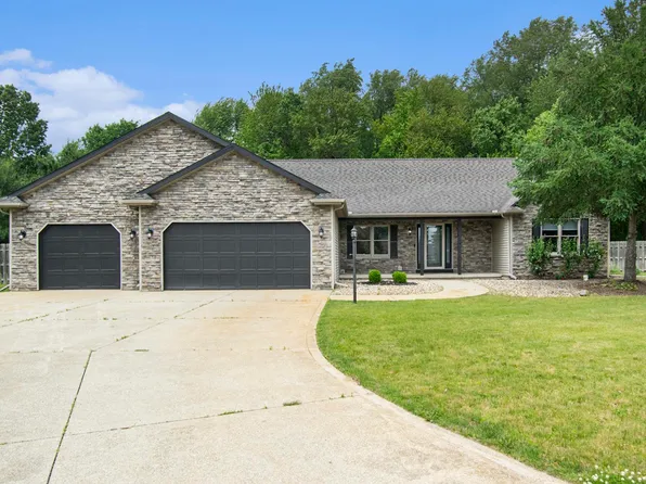 22459 Stonebridge Dr, Elkhart, IN 46514