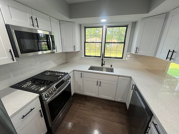 4th image of this home