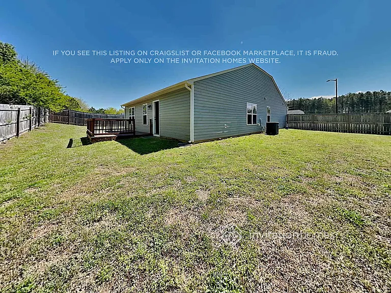 108 Sampson Ct — Photo 10