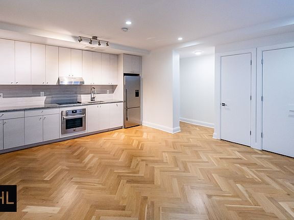 5th image of 531 Vanderbilt Ave #1C