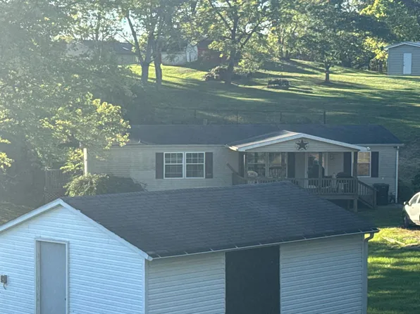 141 Bunner Ln, Parkersburg, WV 26104