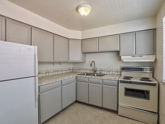 5th image of 1262 Columbine St APT 301