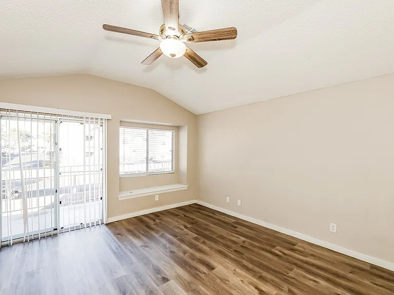 2505 Kilmaron Cir — Photo 11