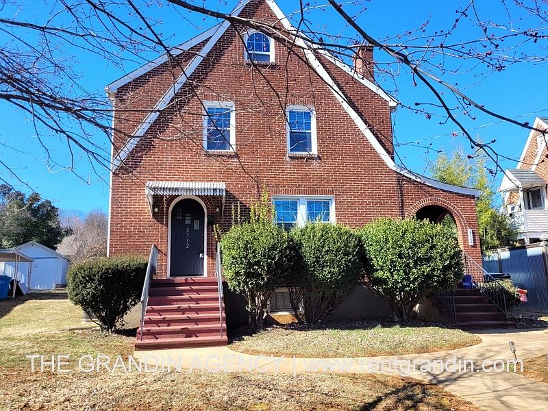 1st image of 2712 Cumberland St NW #2712