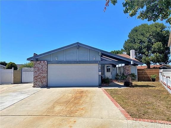 2nd image of 23700 Maidstone Pl
