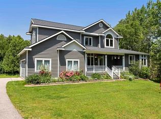 18861 Clipperview Rd, Charlevoix, MI 49720