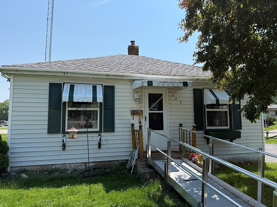 2nd image of 202 Badger Dr