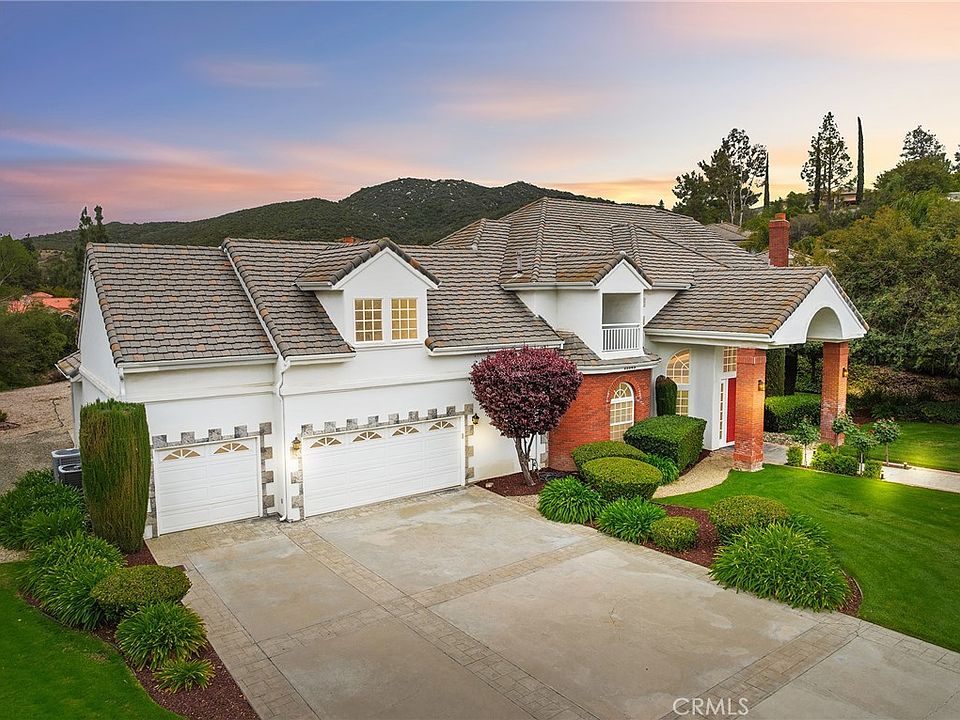 1st image of 22563 Bear Creek Dr S