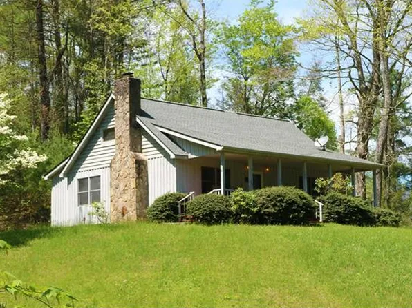 400 Fred Shelton Dr, Marshall, NC 28753