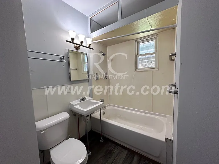 15 N Jefferson St #N — Photo 4