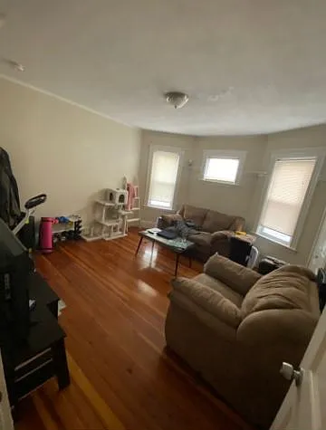 36 Sudan St #3 — Photo 2