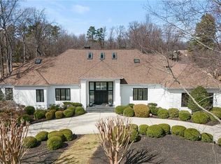 11 Monmouth Ct, Greensboro, NC 27410