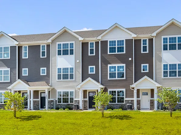 1440 Yosemite Way, Pingree Grove, IL 60140