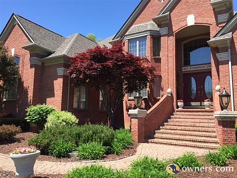 2nd image of 4911 Shimmering Creek Dr