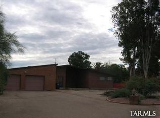 850 N Corinth, Tucson, AZ 85710