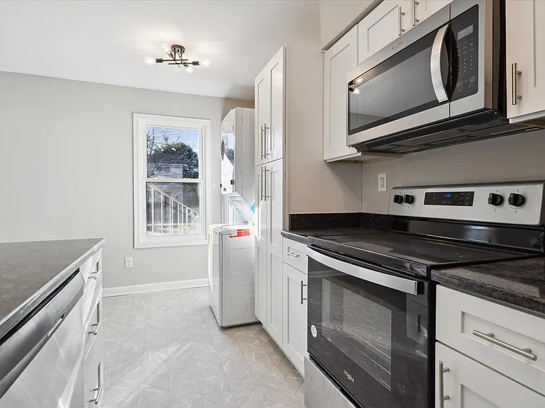 728 A Ave — Photo 9