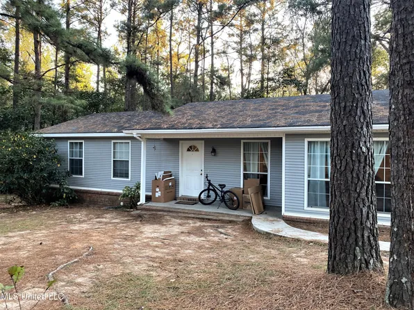 48 Verna Roche Dr, Carriere, MS 39426