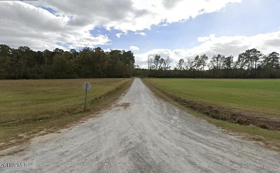 2nd image of 1027 Rose Hill Road