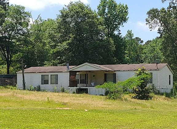 2nd image of 1101 Willow Dr