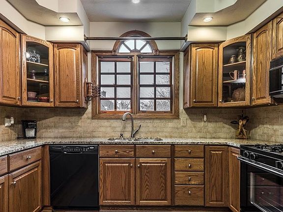 5th image of 3993 Prince George Ln