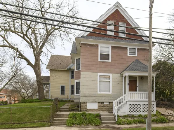 107 W Brown STREET, Milwaukee, WI 53212