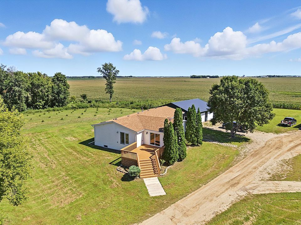 1st image of 755 240th Ave SW