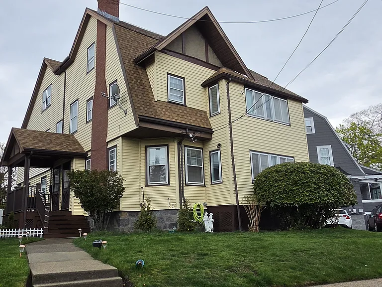 21 Orlando Ave #1 — Photo 1