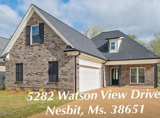 5282 Watson View Dr, Nesbit, MS 38651