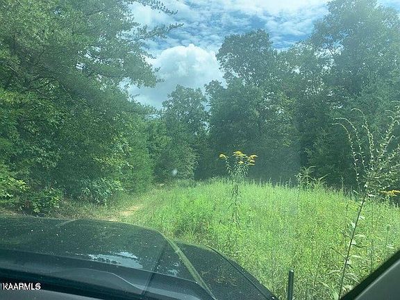 4th image of 650 Glades Rd
