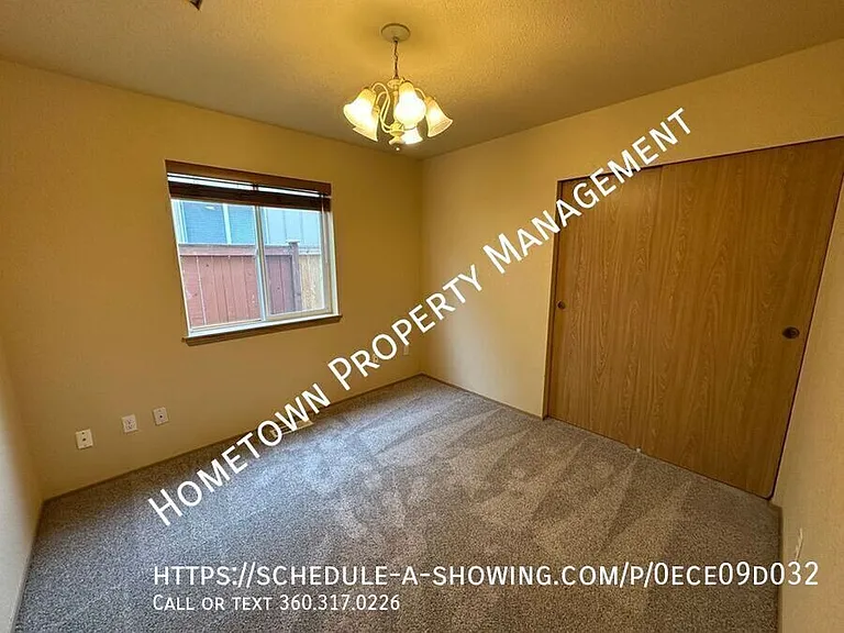 5407 Komachin Loop SE — Photo 26