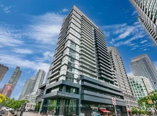 352 Front St W #1011, Toronto, ON M5V 0K3