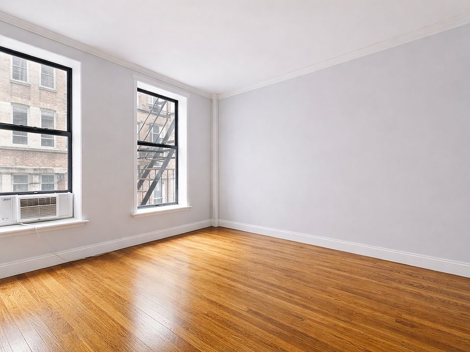 2nd image of 51 Leroy St APT 3D