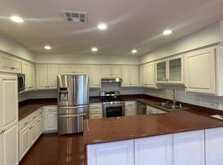 3962 Oakfield Dr, Sherman Oaks, CA 91423