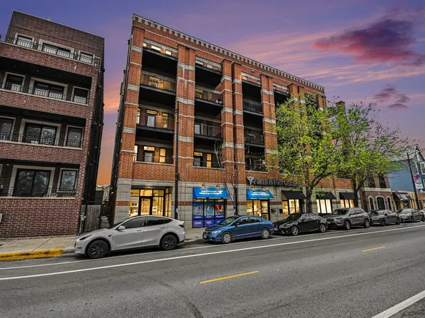 2222 W Belmont Ave Unit 202, Chicago, IL 60618