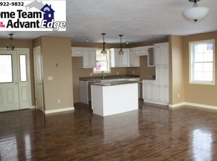 100 Clemence Hill Rd, Southbridge, MA 01550