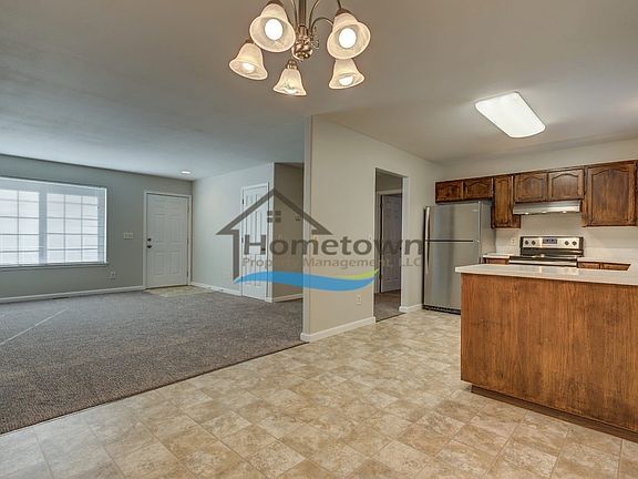2nd image of 7033-2 W Timberline St