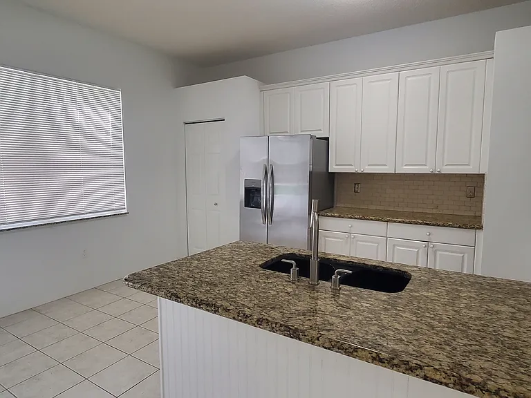420 SE 23rd Ln — Photo 62