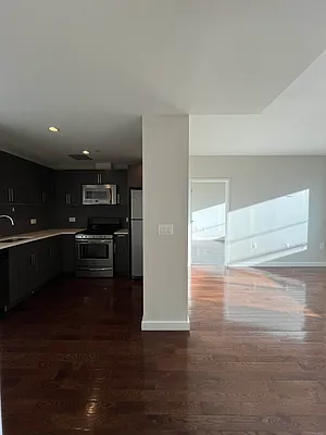 Rented by Batra Group Inc | media 24