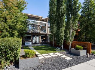 624 S 4th St, Canmore, AB T1W 2H3