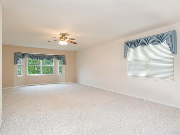 5th image of 18231 Crystal Lakes Dr