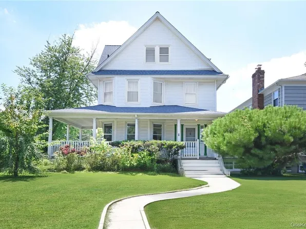 1091 Hunter Avenue, Pelham, NY 10803