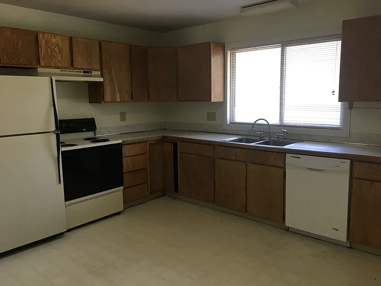 1604 W Durston Rd — Photo 16