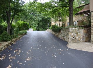 171 Maple St #171C, Rochester, PA 15074