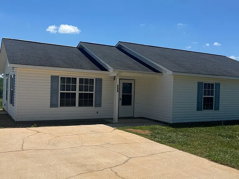 490 Bernice Snow Rd — Photo 1