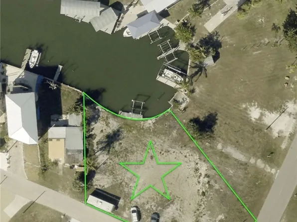 3780 Coconut Dr, Saint James City, FL 33956